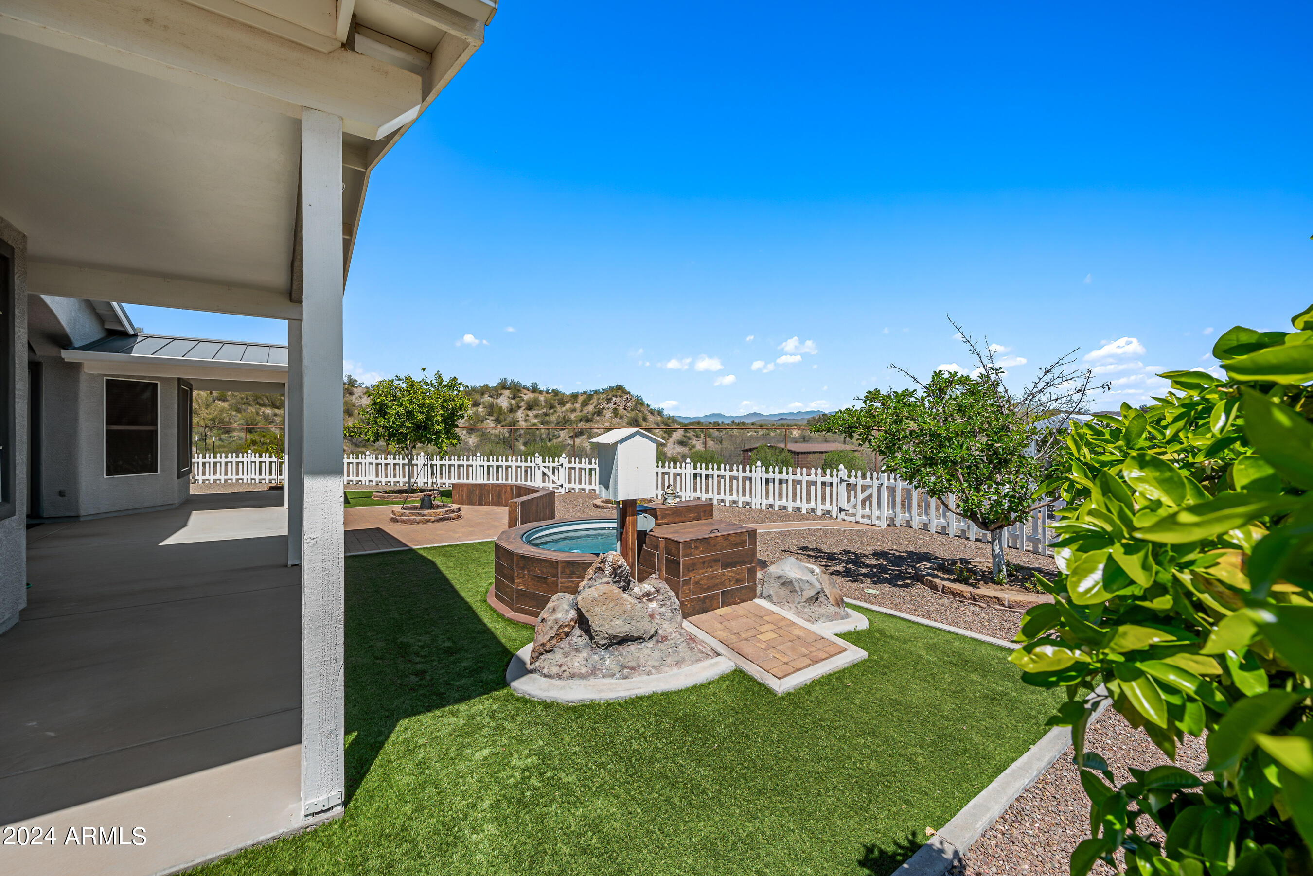 180 E AMARANTH Drive