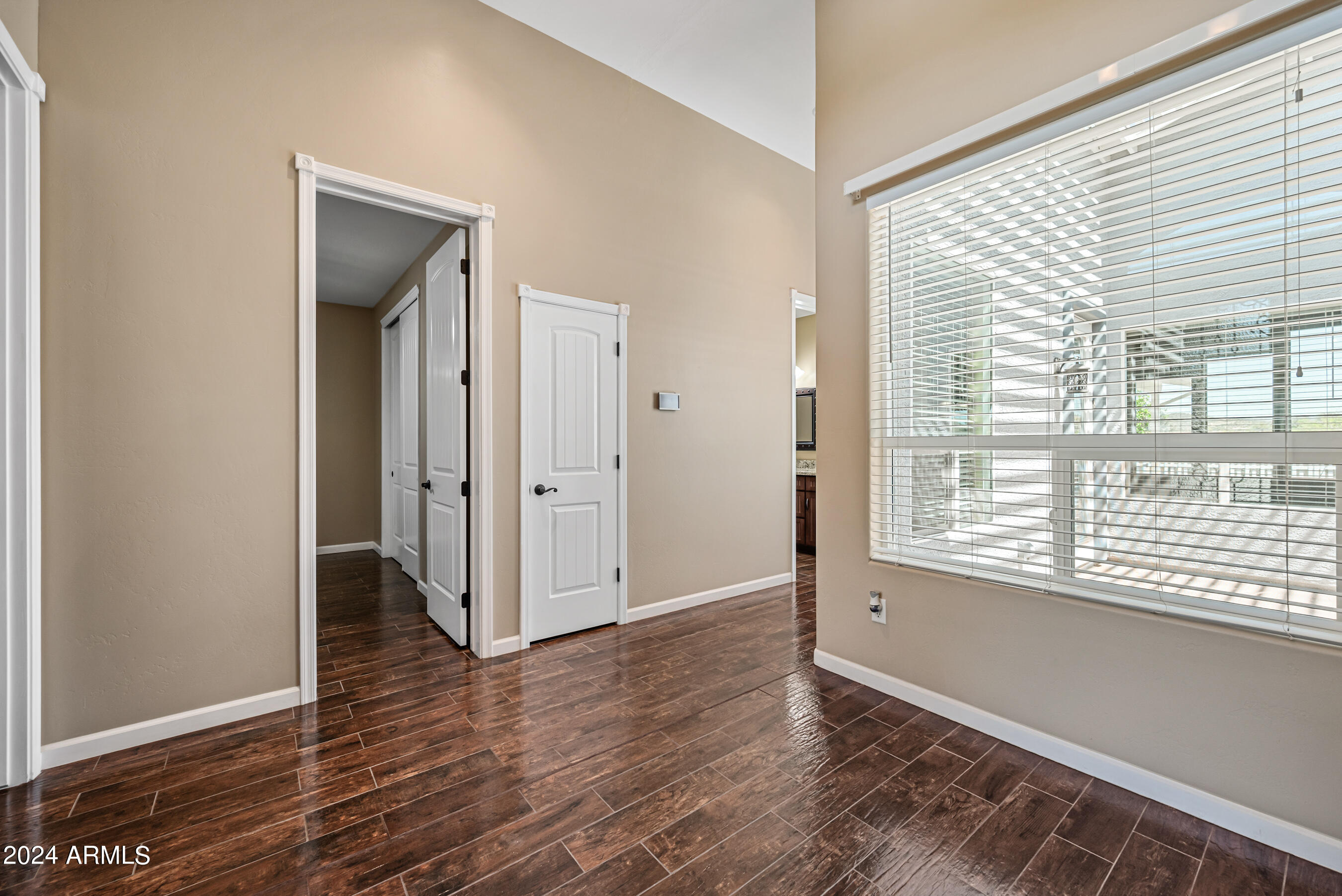 180 E AMARANTH Drive