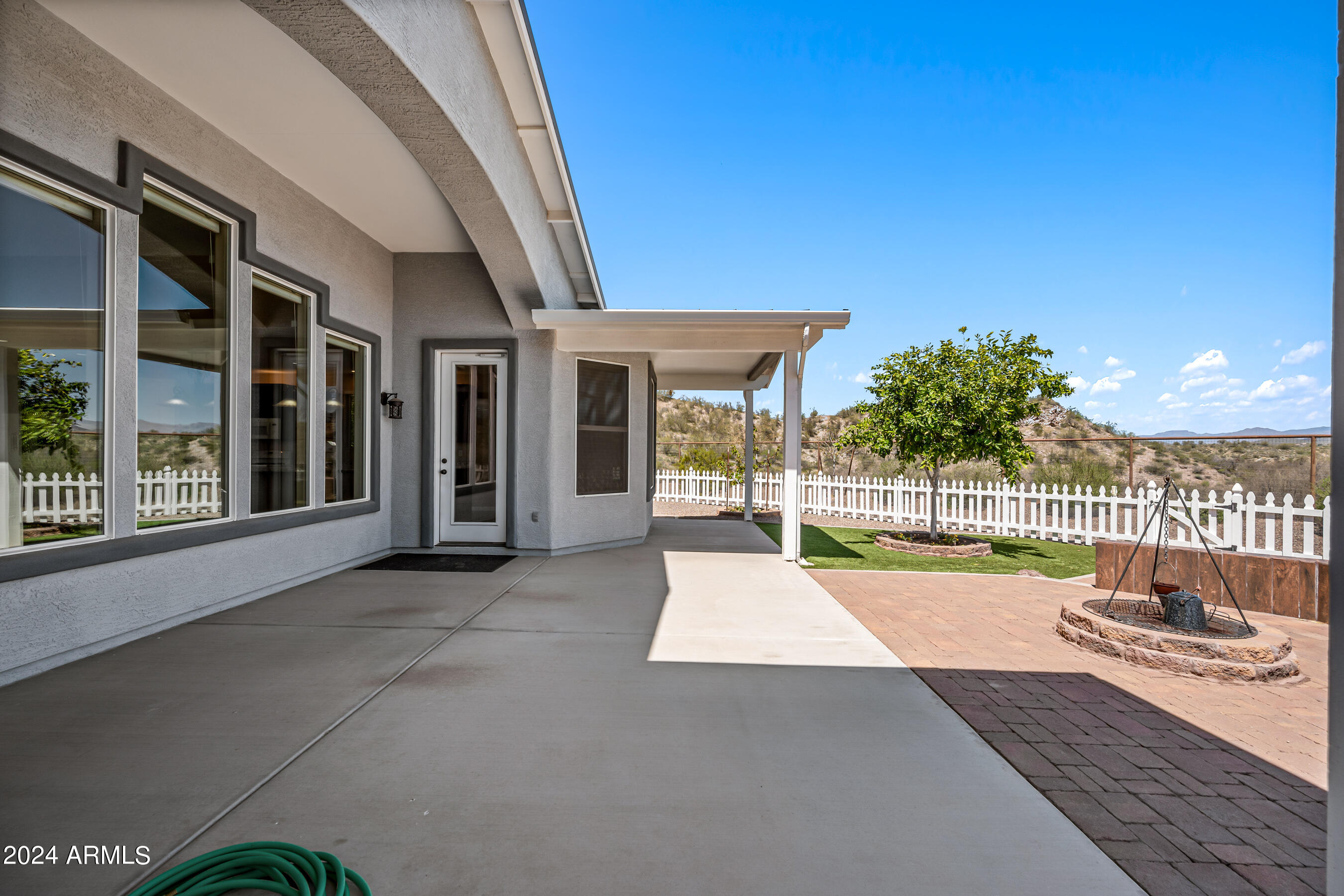 180 E AMARANTH Drive