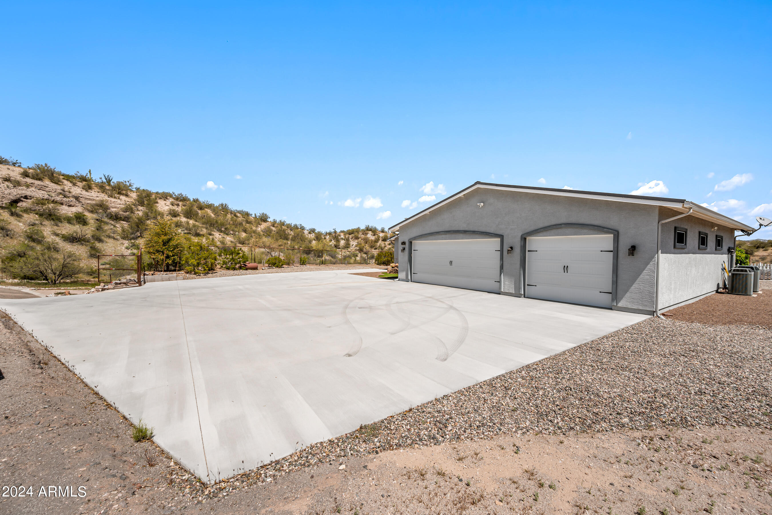 180 E AMARANTH Drive