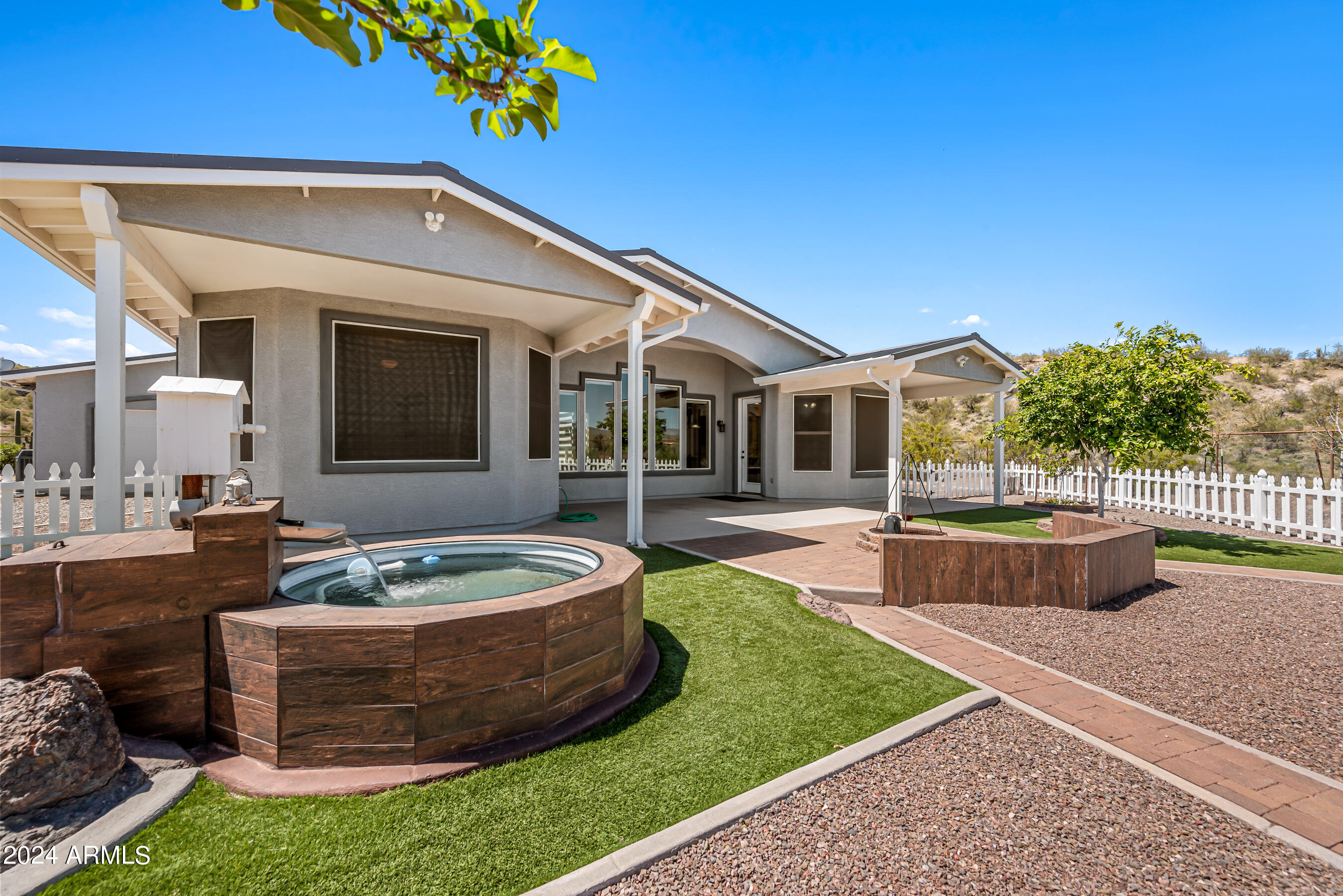 180 E AMARANTH Drive