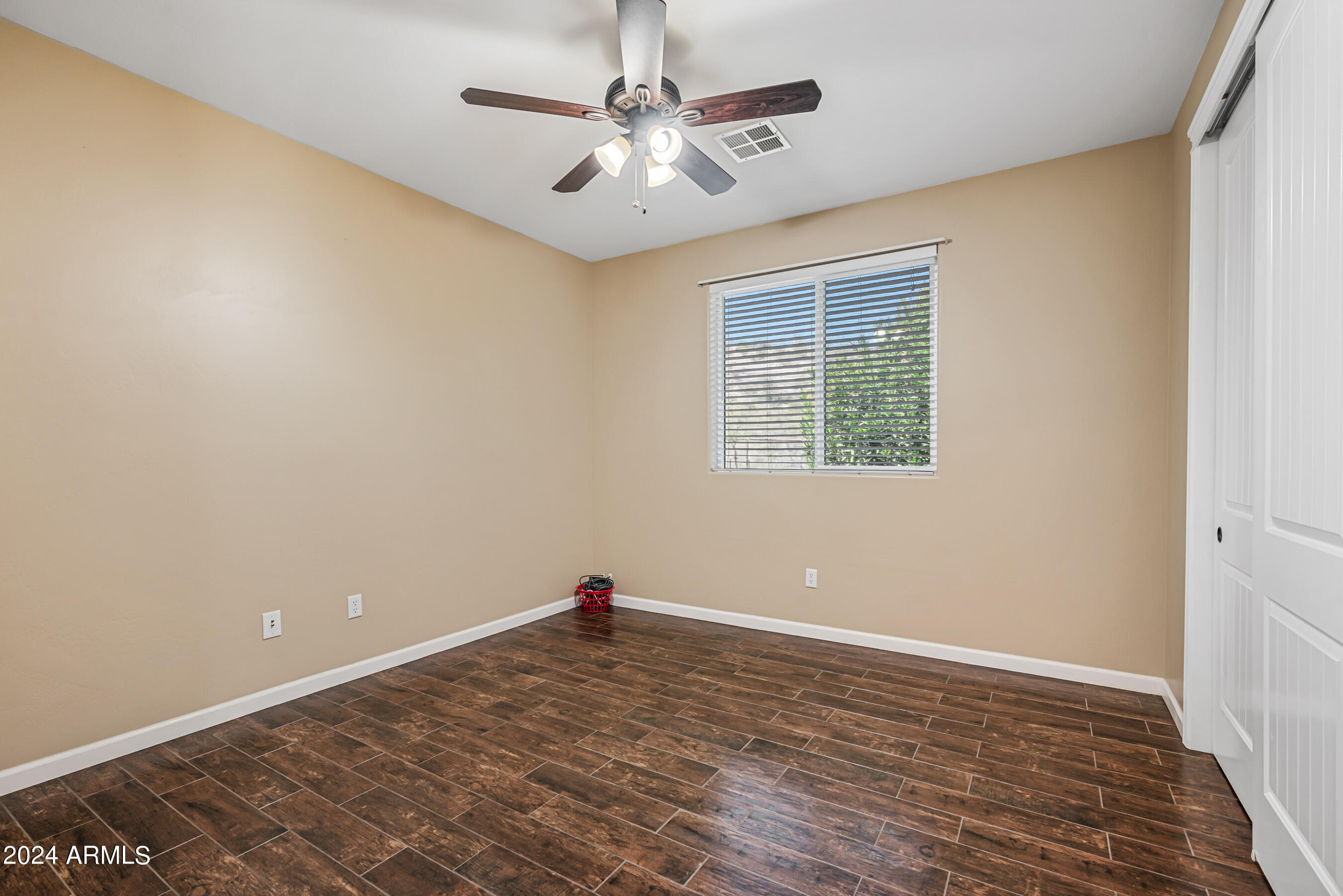 180 E AMARANTH Drive