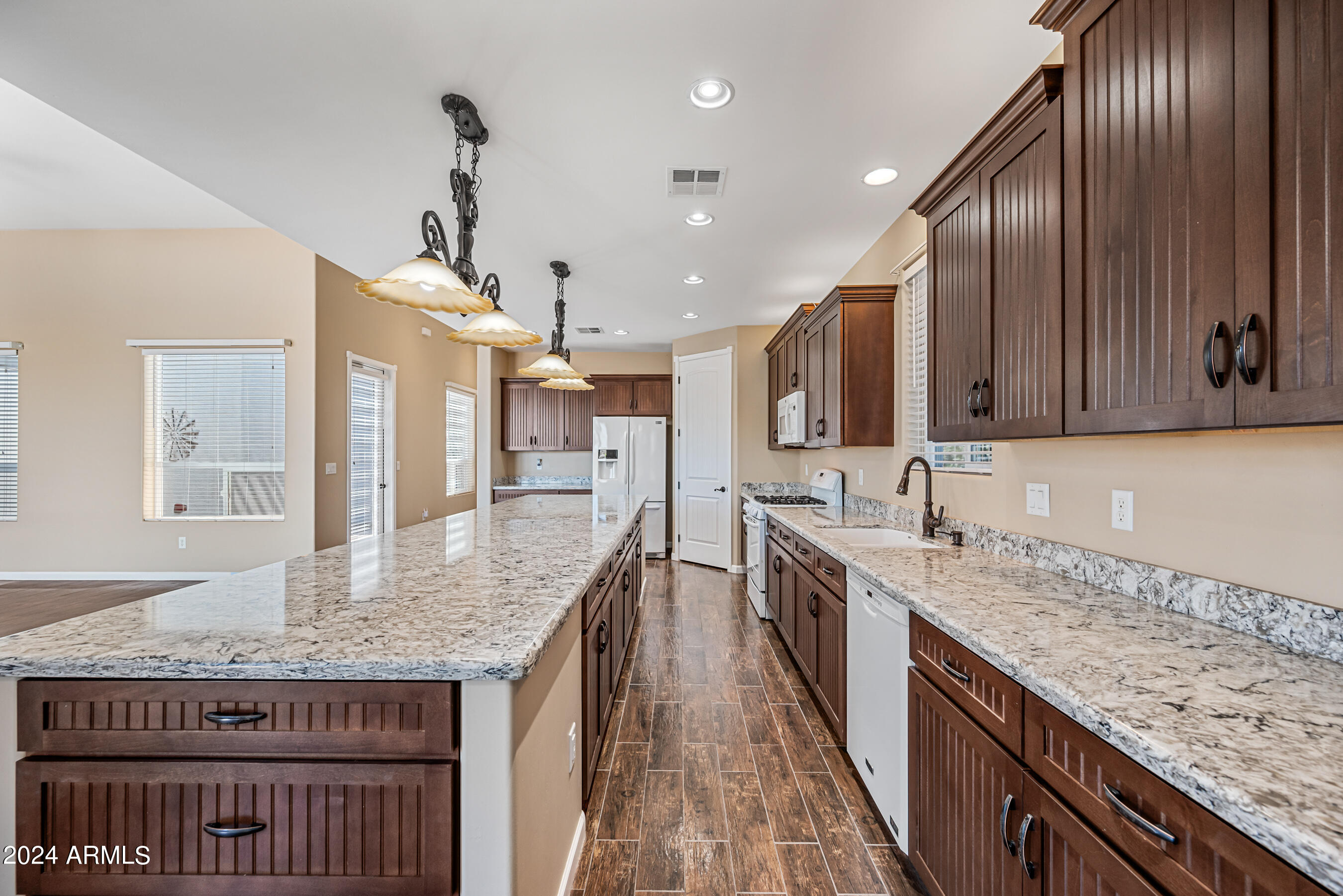 180 E AMARANTH Drive