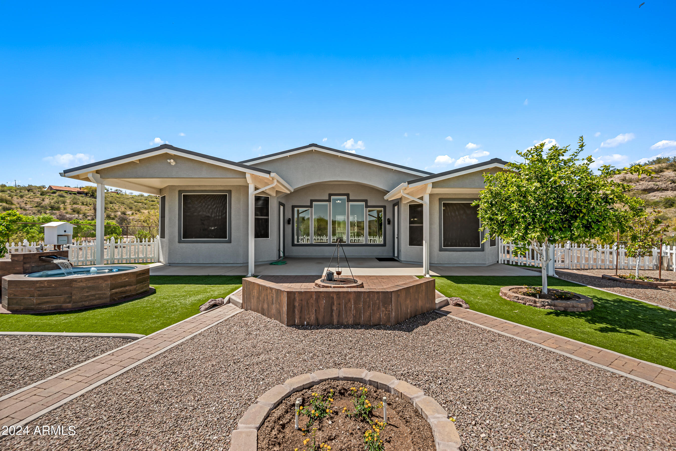 180 E AMARANTH Drive