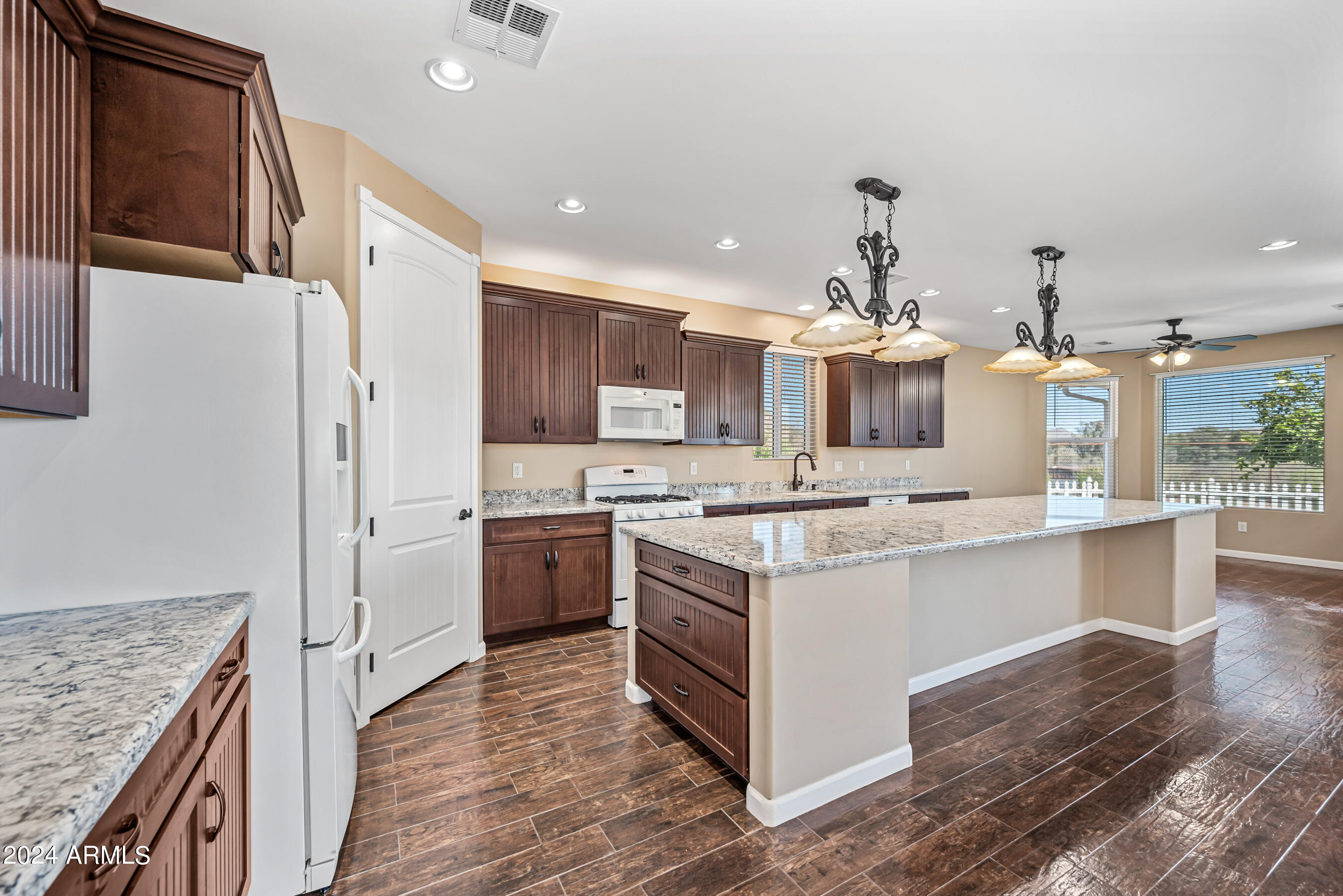 180 E AMARANTH Drive