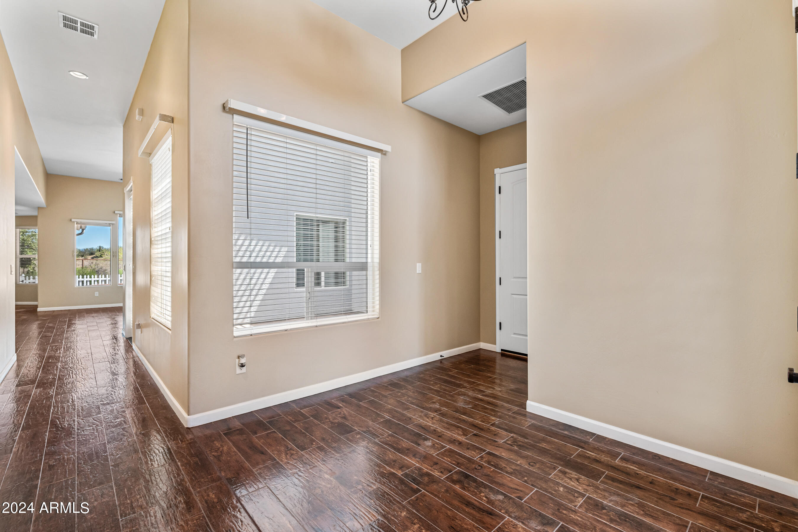 180 E AMARANTH Drive