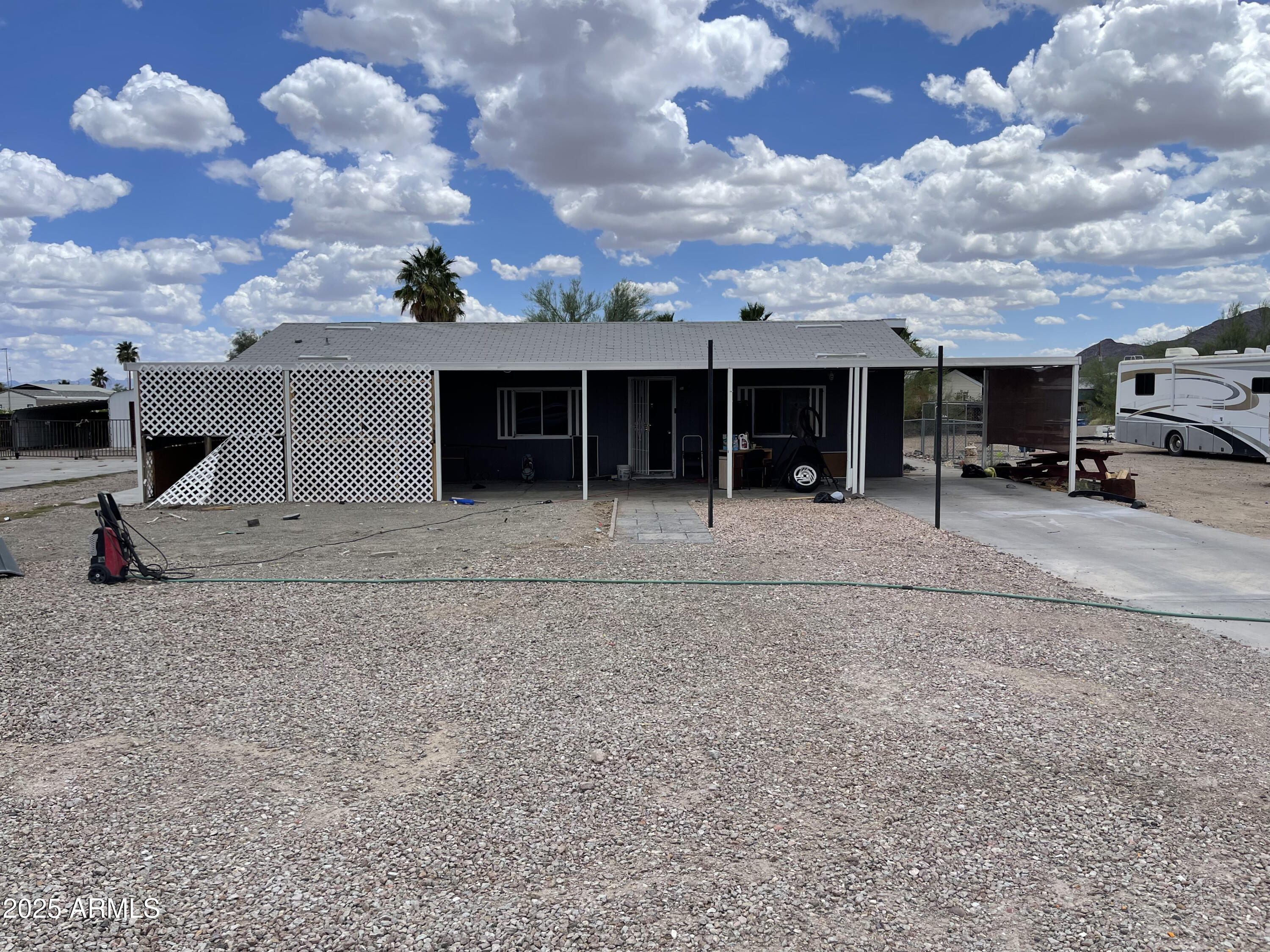 865 W MOUNTAIN VIEW Lane