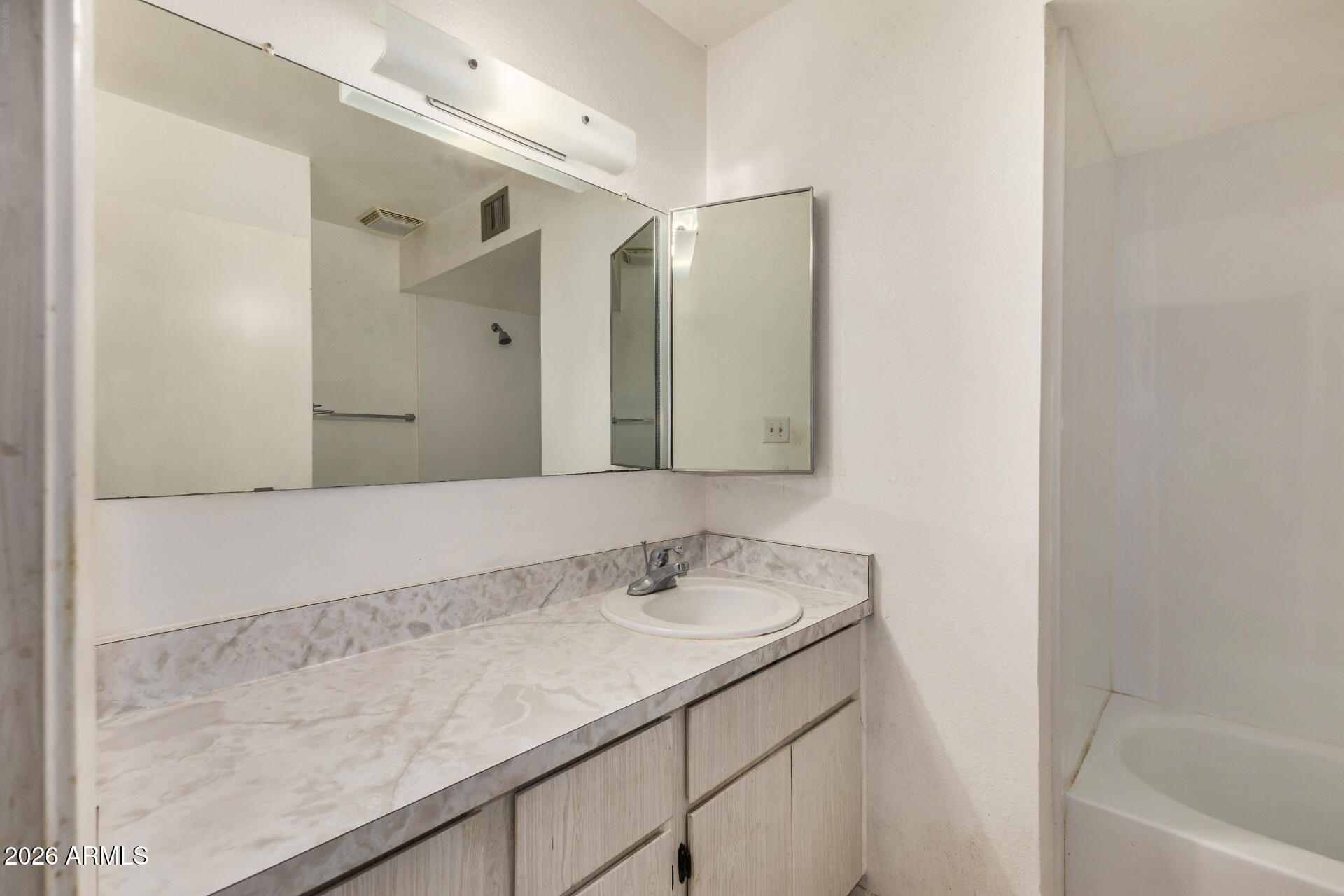 9347 E SUN LAKES Boulevard N