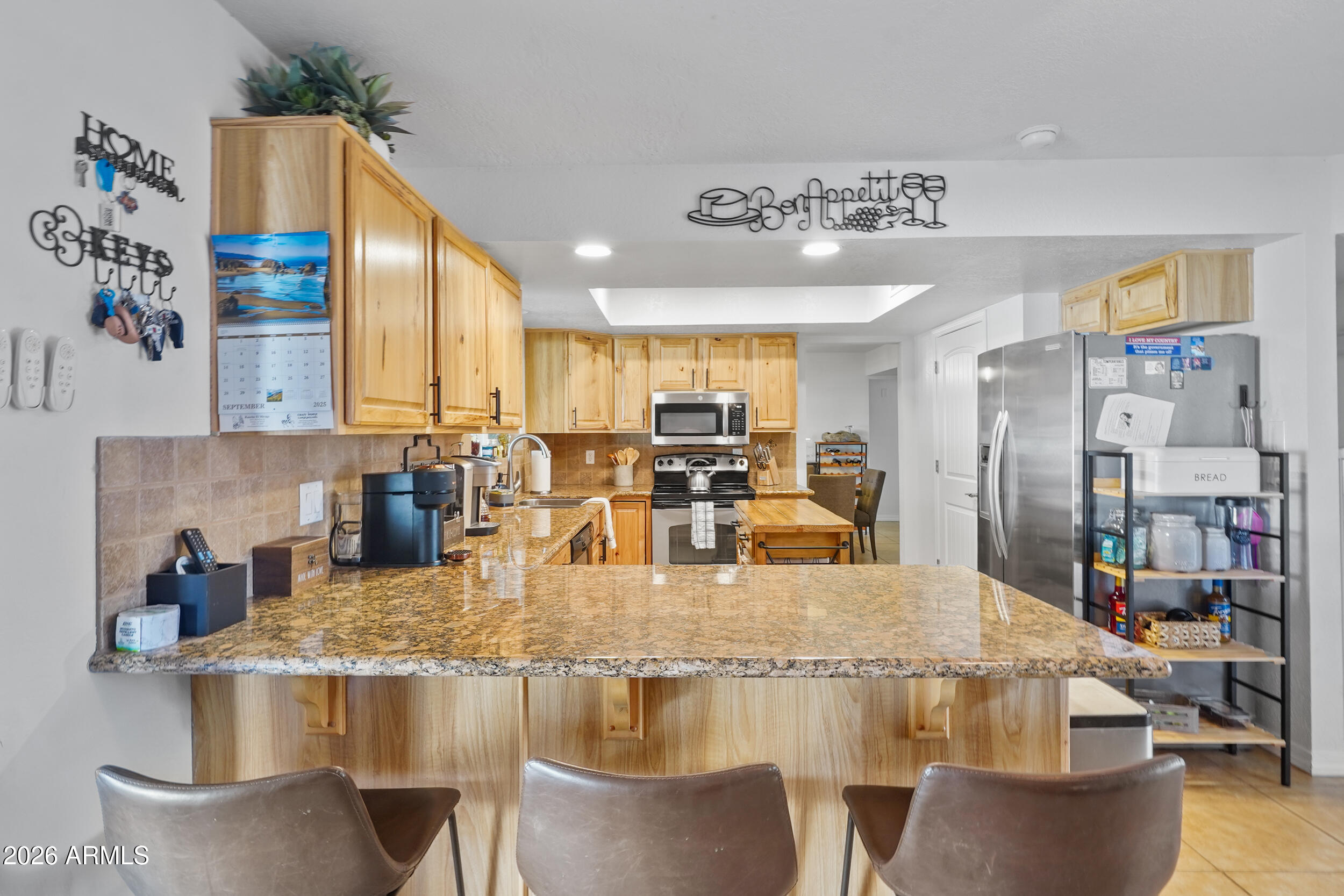 660 HAGEN Drive