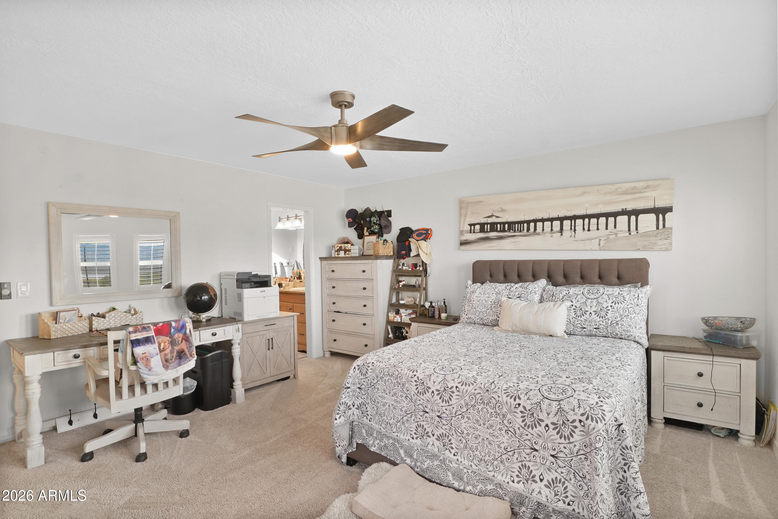 660 HAGEN Drive