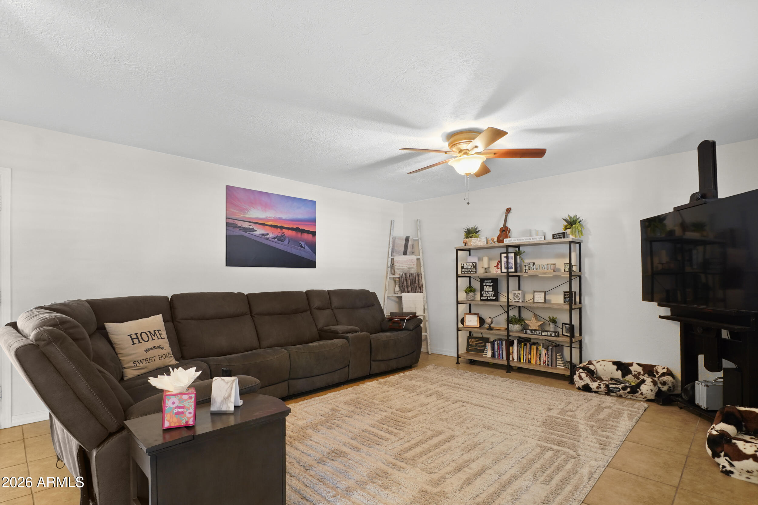 660 HAGEN Drive