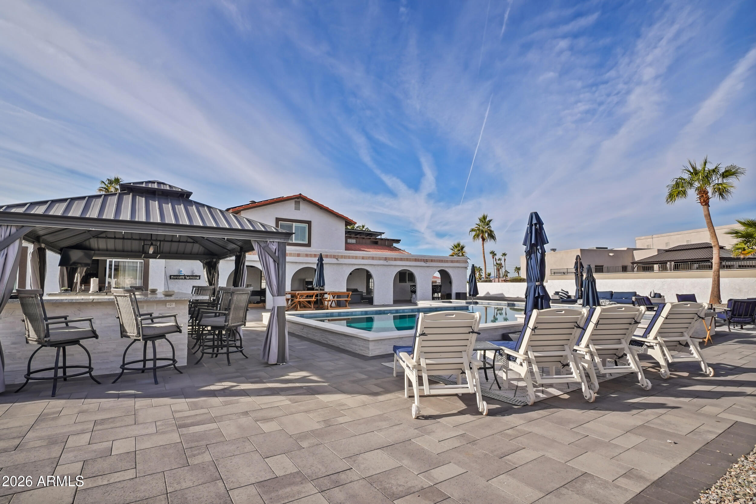 660 HAGEN Drive
