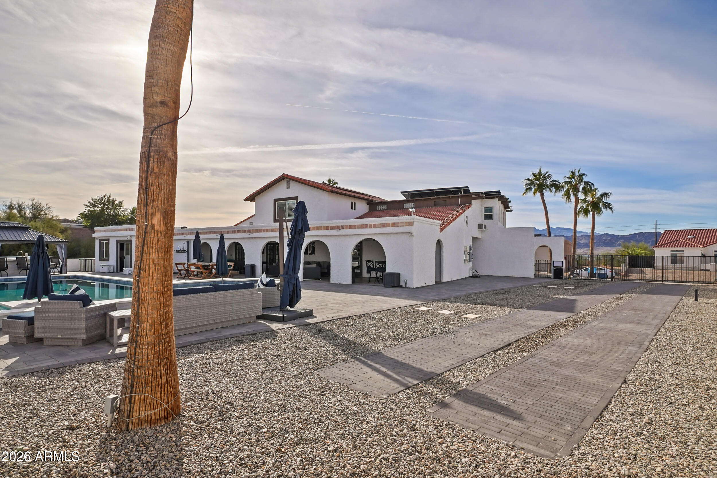 660 HAGEN Drive