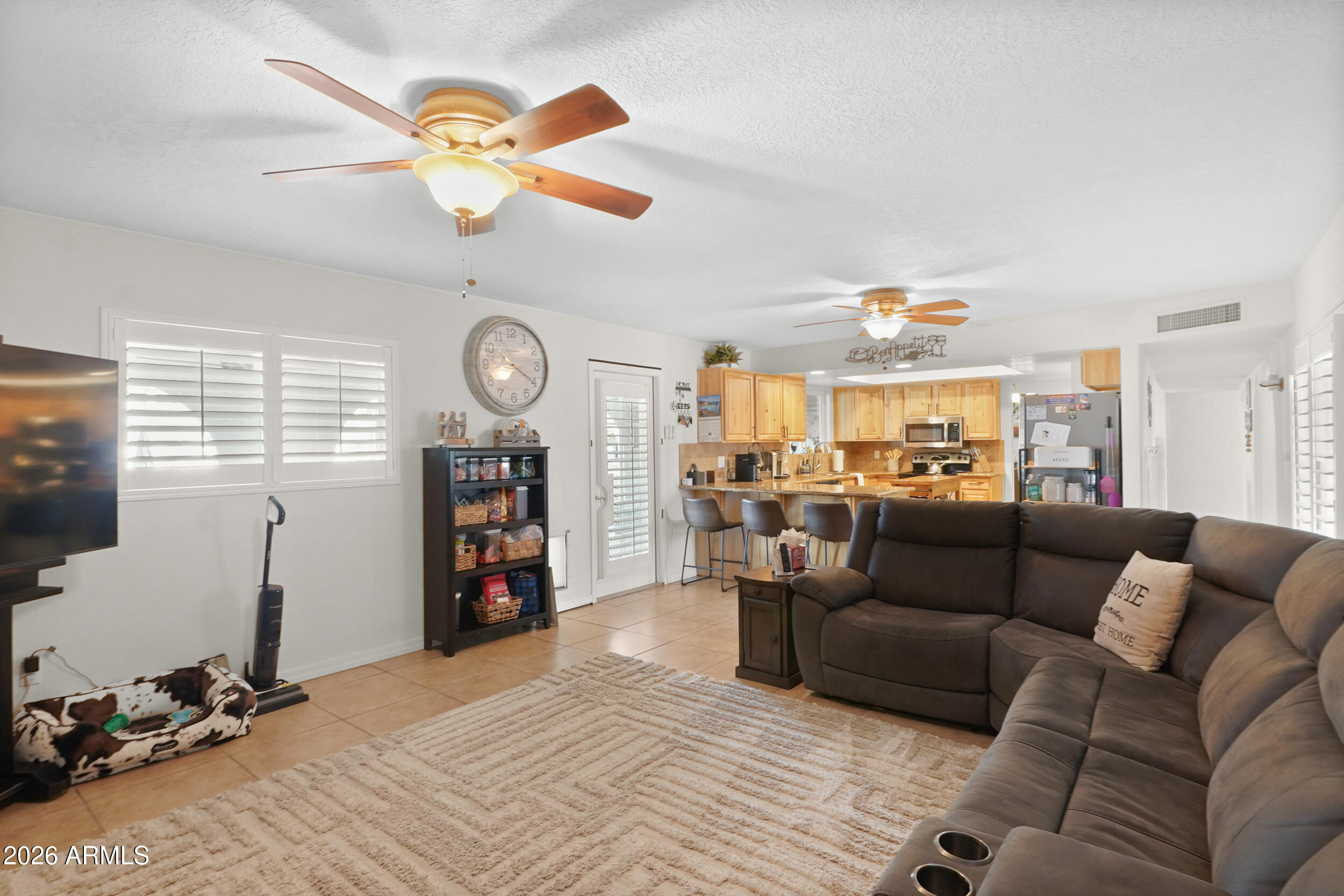 660 HAGEN Drive