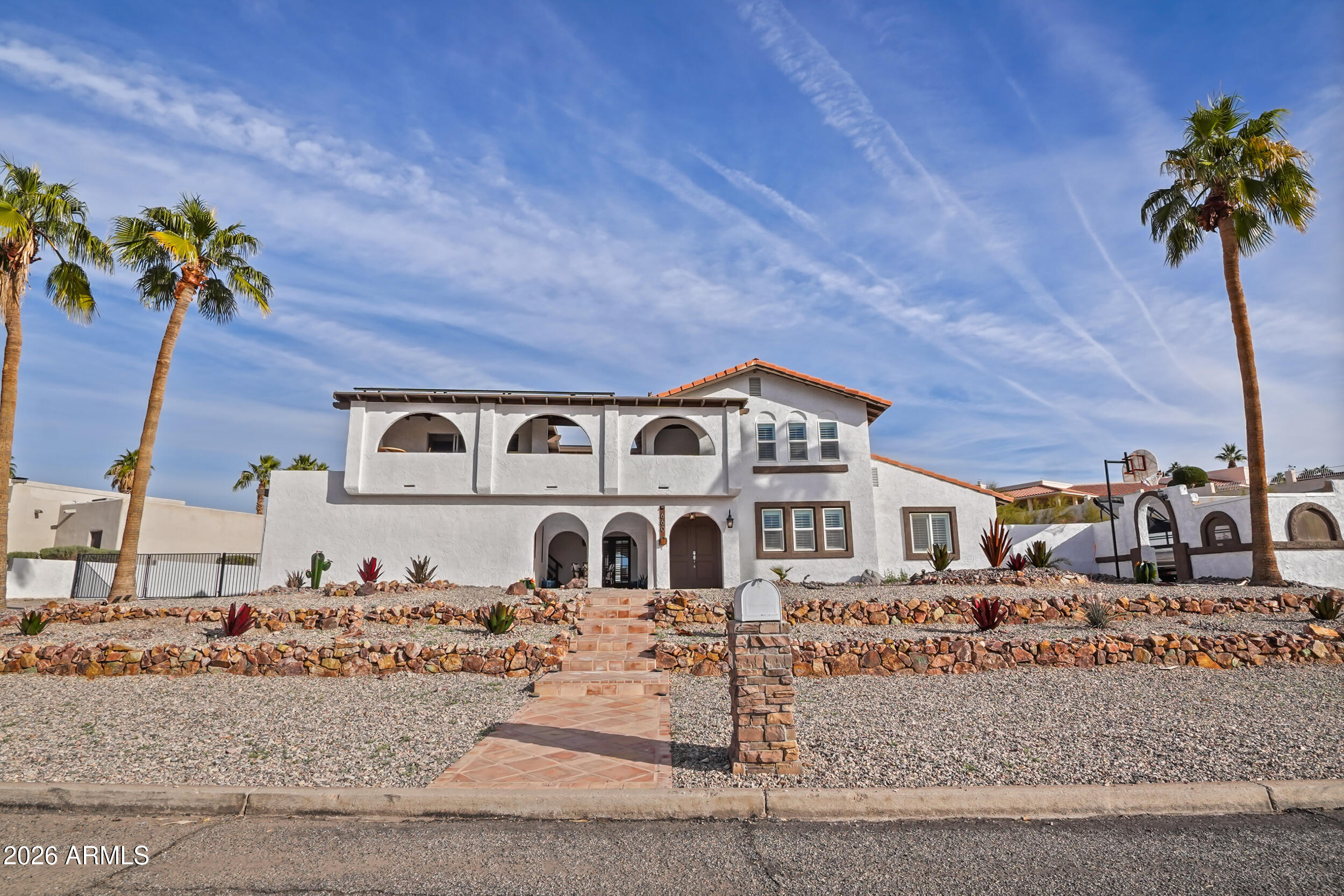 660 HAGEN Drive