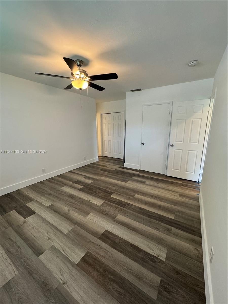 273 NE 40th Street