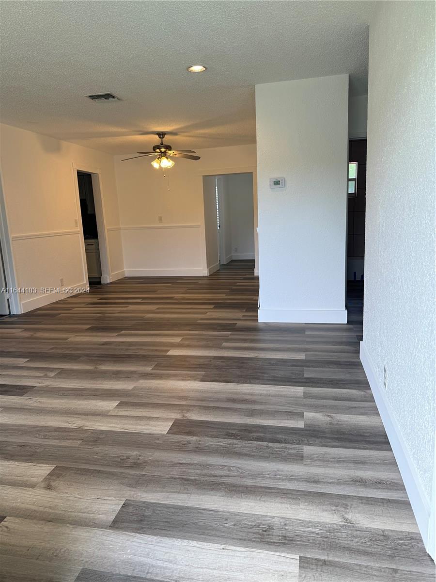 273 NE 40th Street