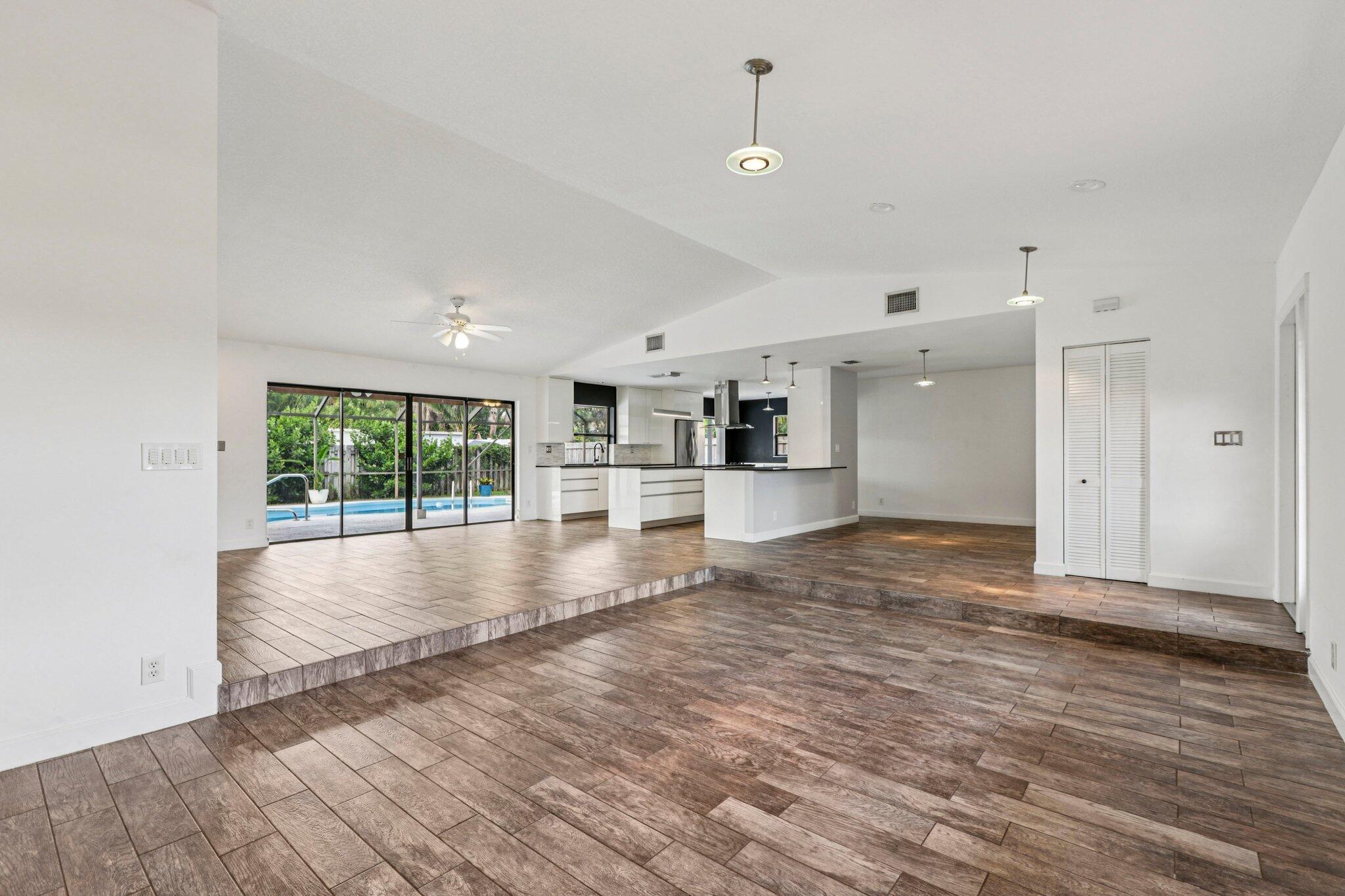 17679 Woodview Terrace