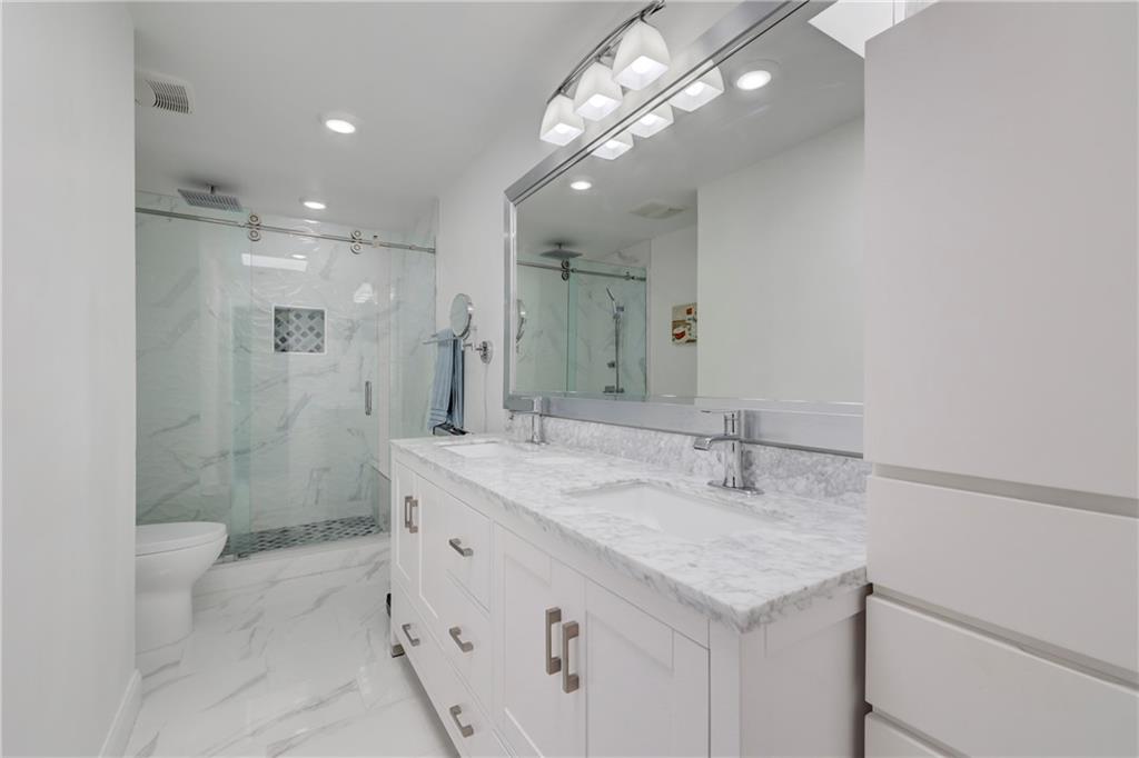 1604 Cypress Pointe Dr. Dr 1604