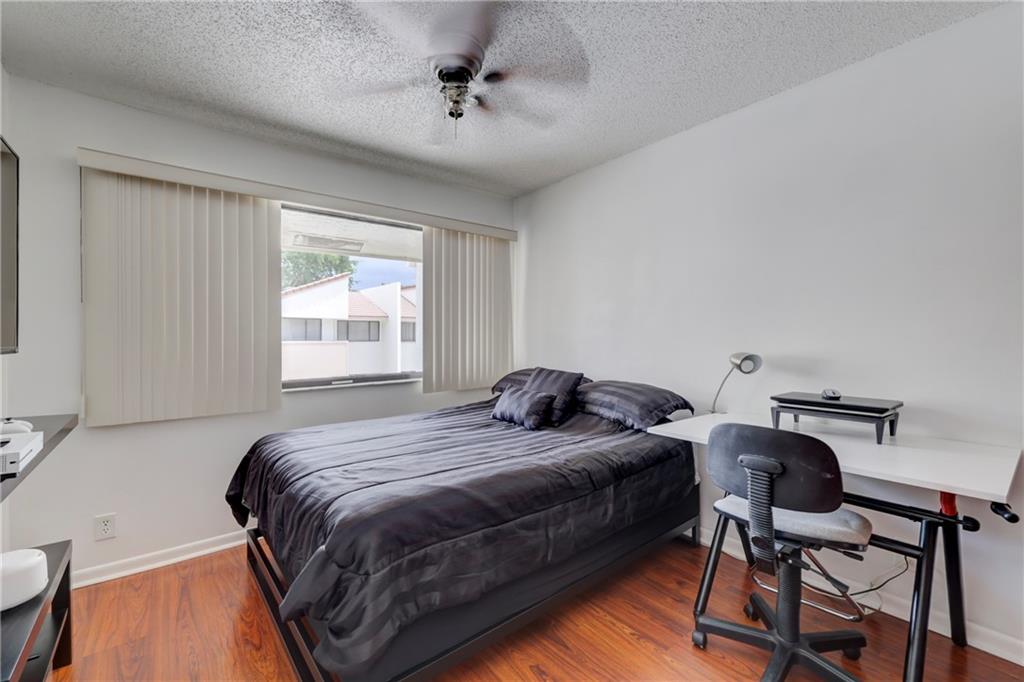 1604 Cypress Pointe Dr. Dr 1604