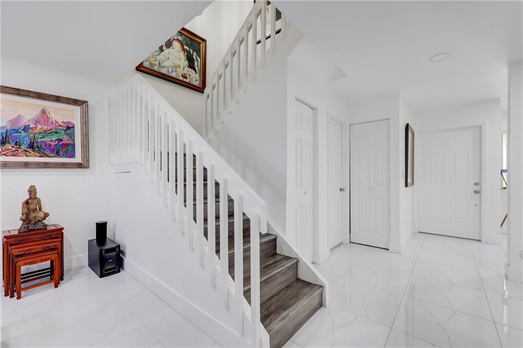 1604 Cypress Pointe Dr. Dr 1604