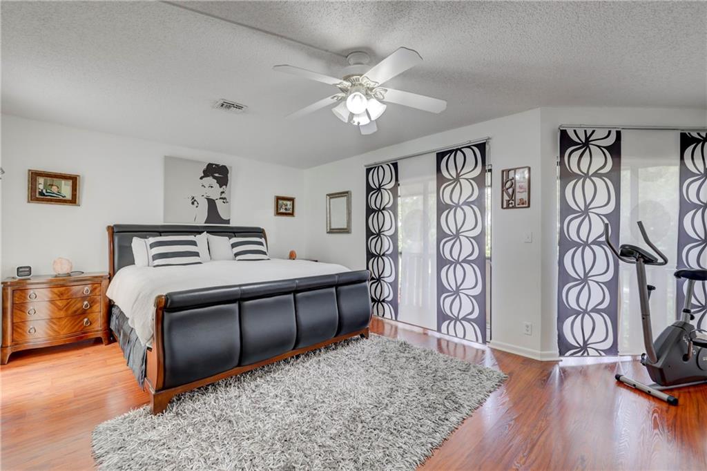 1604 Cypress Pointe Dr. Dr 1604