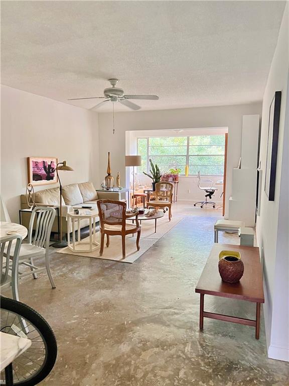 3160 Holiday Springs Blvd 7-308