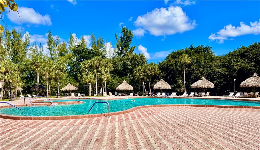 3160 Holiday Springs Blvd 7-308