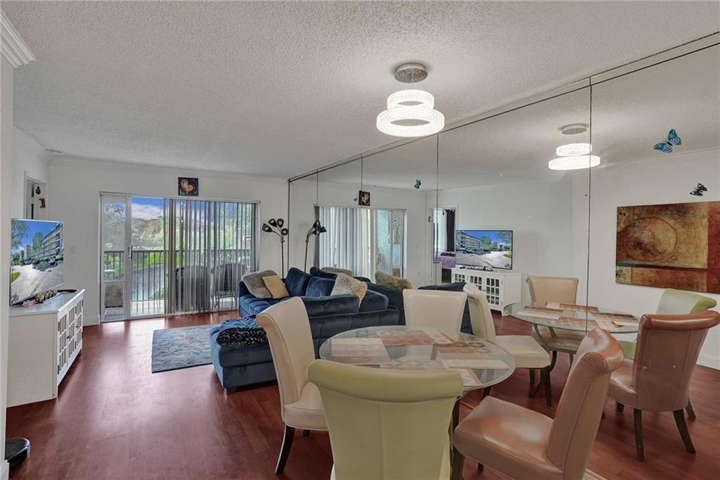 2236 N Cypress Bend Dr 407