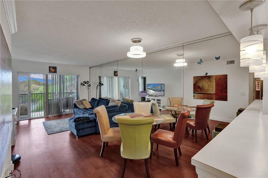 2236 N Cypress Bend Dr 407