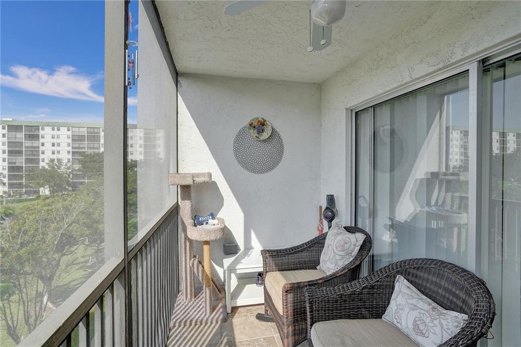 2236 N Cypress Bend Dr 407