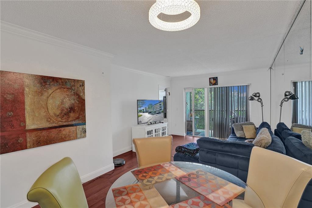 2236 N Cypress Bend Dr 407