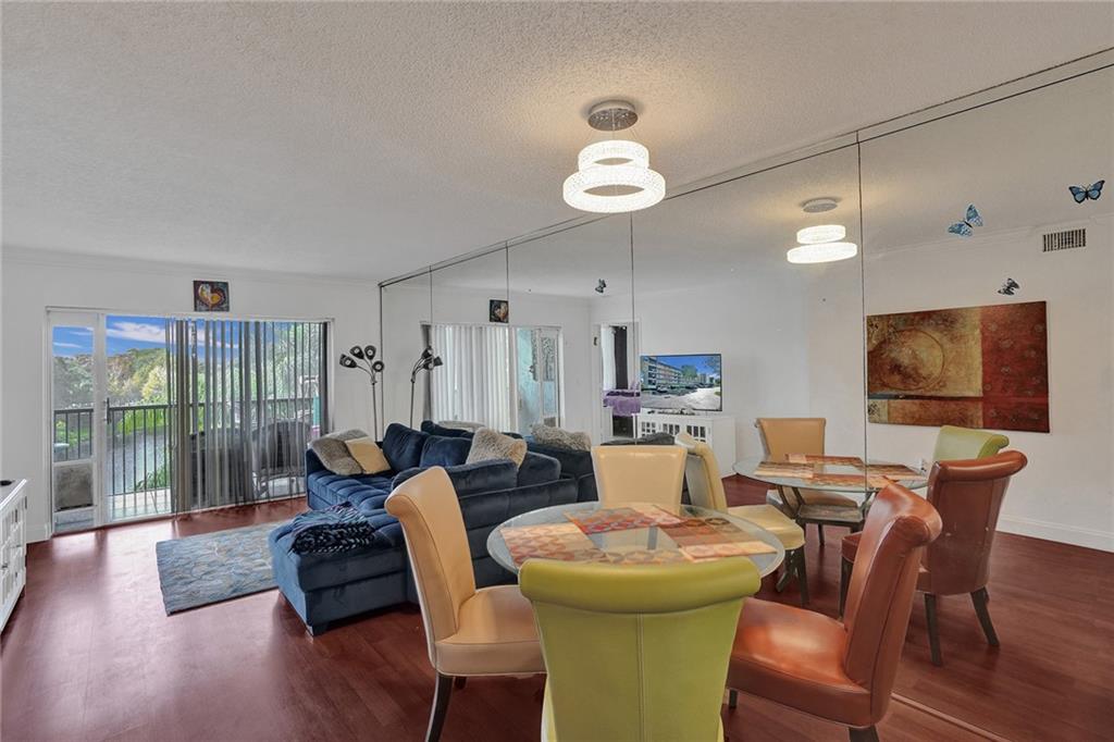 2236 N Cypress Bend Dr 407