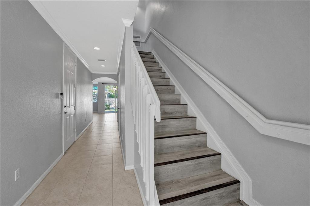 123 S Longport Cir 9C