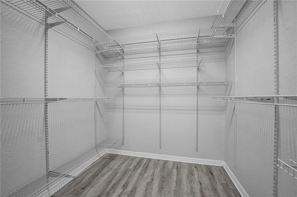 123 S Longport Cir 9C