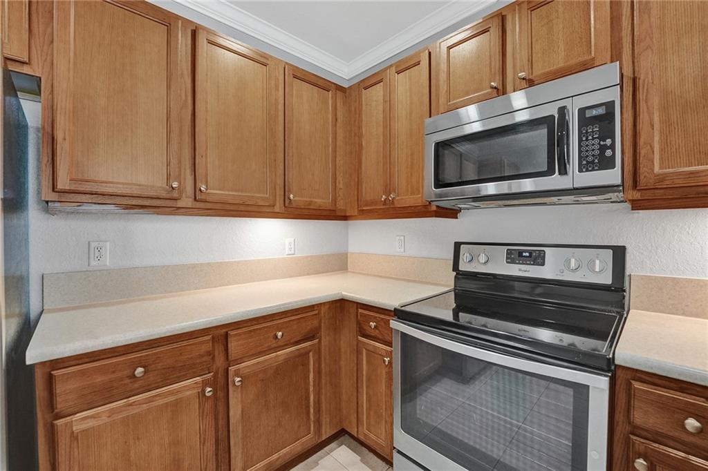 123 S Longport Cir 9C