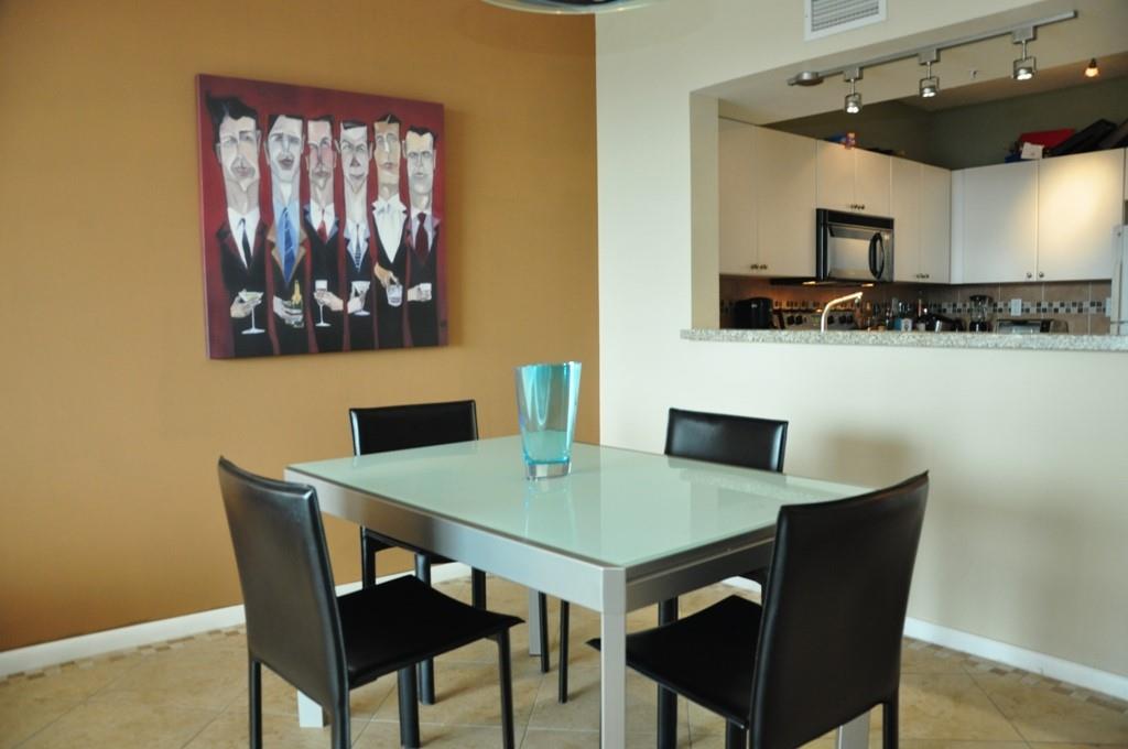 3020 NE 32ND AVE 814