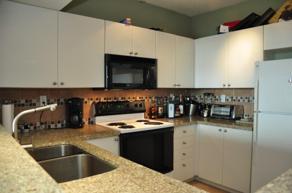 3020 NE 32ND AVE 814