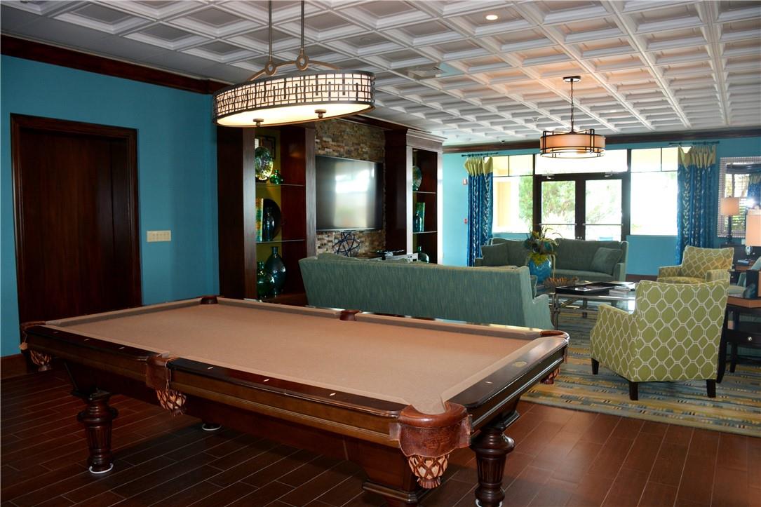 3020 NE 32ND AVE 814