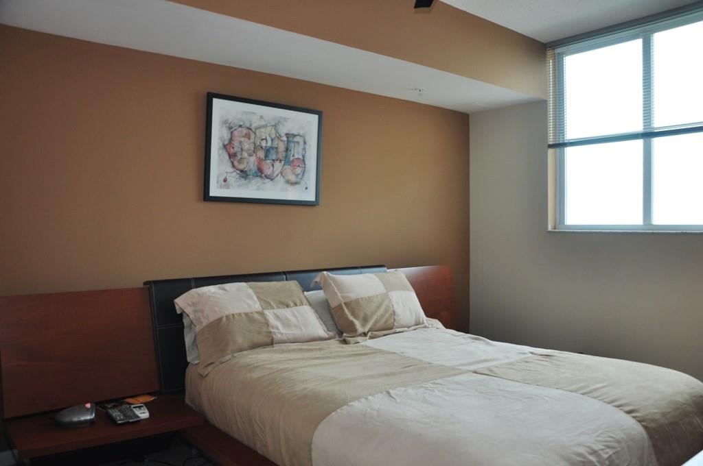 3020 NE 32ND AVE 814