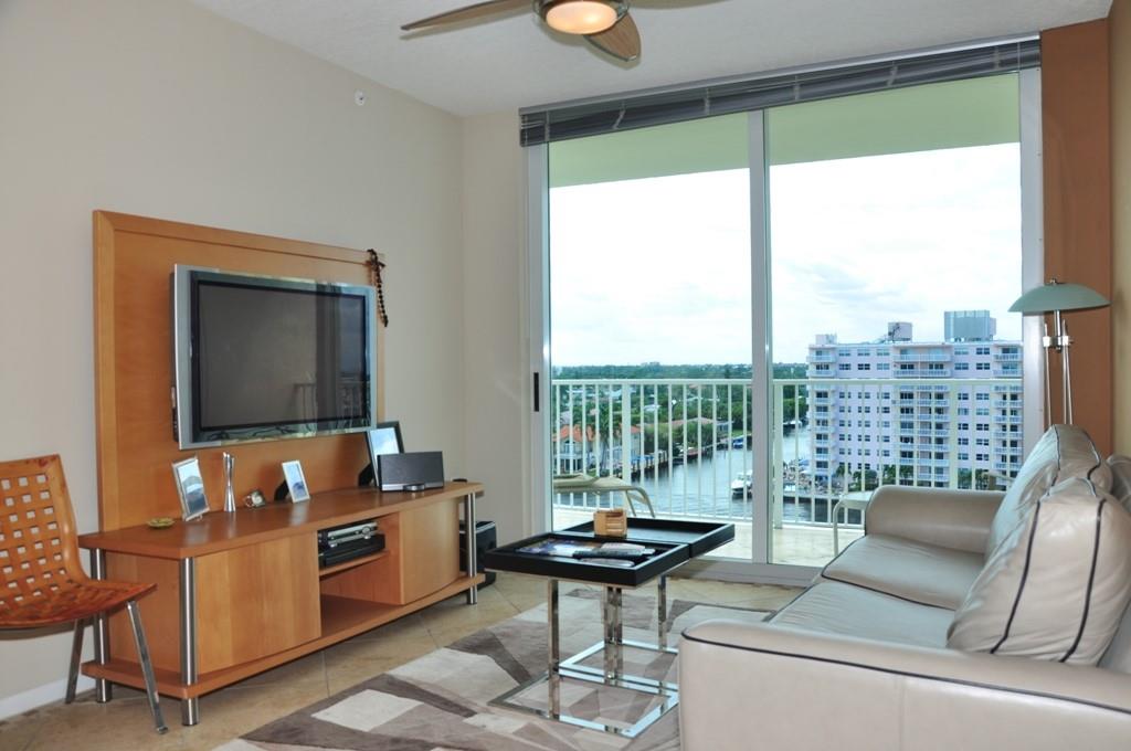 3020 NE 32ND AVE 814