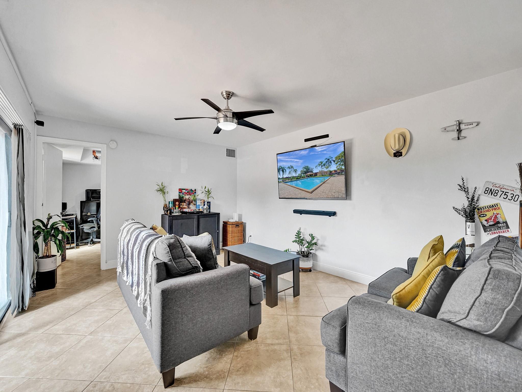 11887 SW 13th Ct 11887