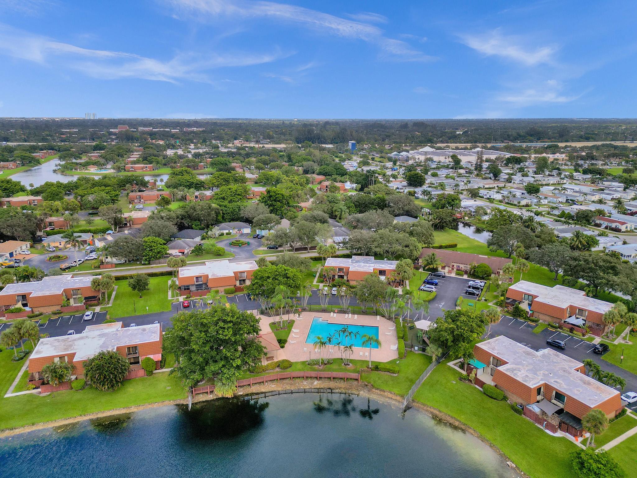 11887 SW 13th Ct 11887