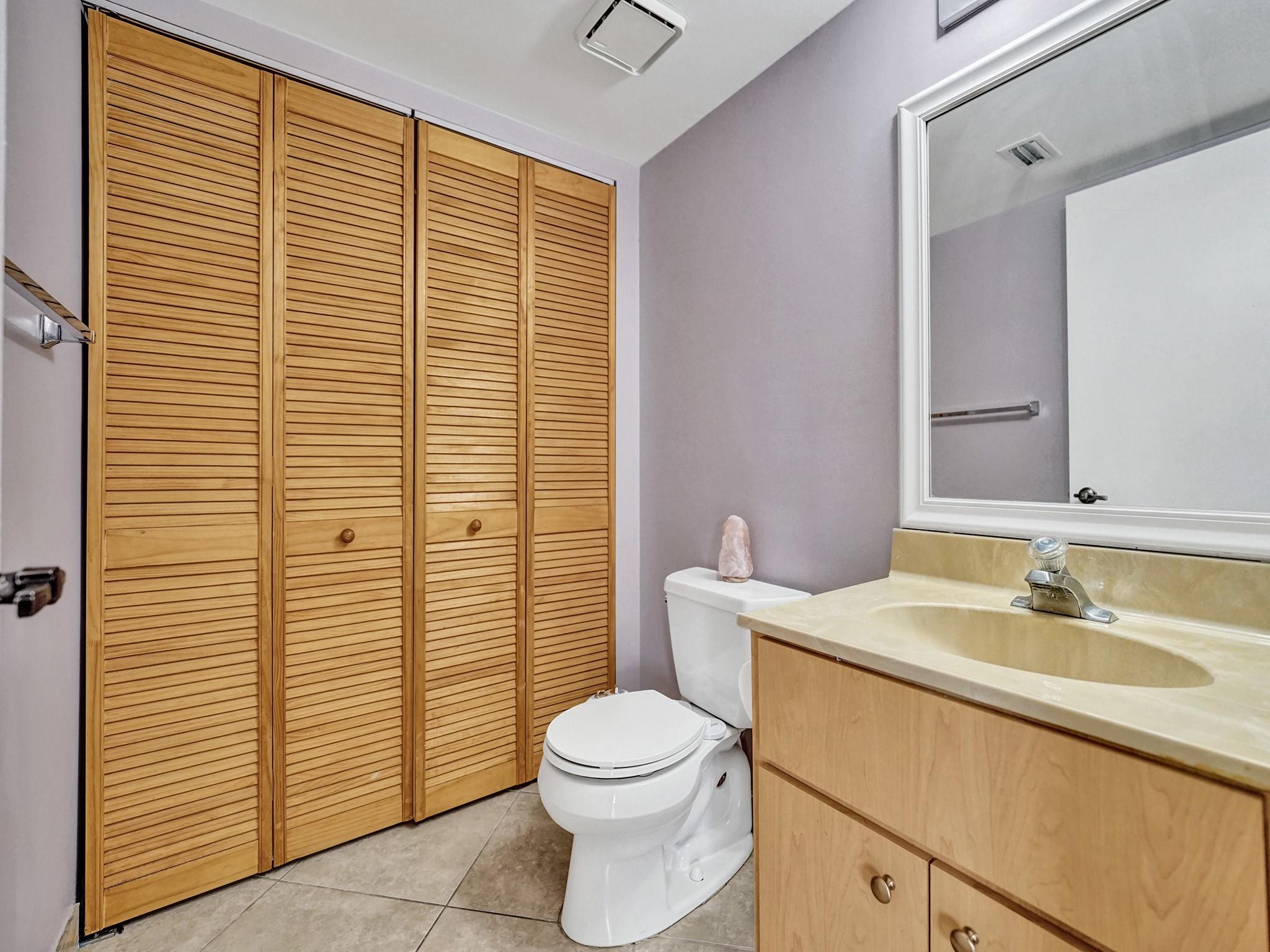 11887 SW 13th Ct 11887