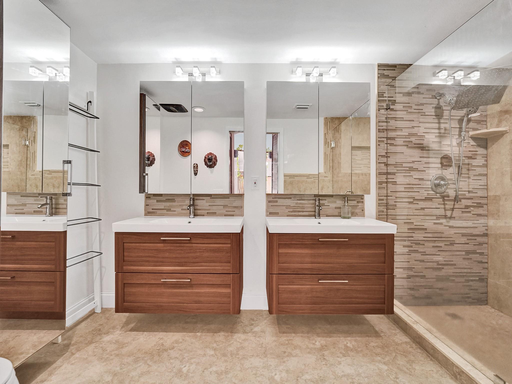 11887 SW 13th Ct 11887