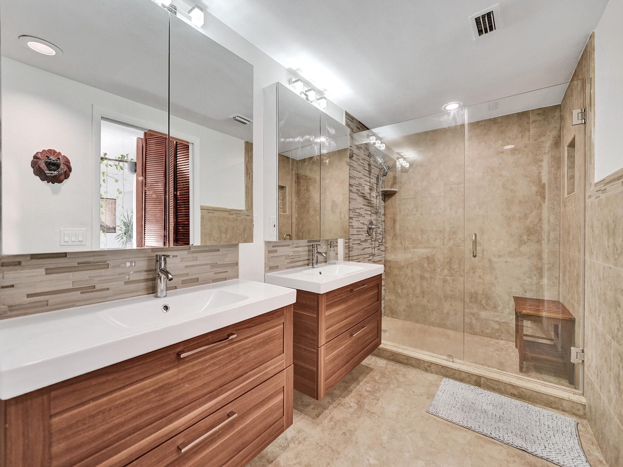 11887 SW 13th Ct 11887