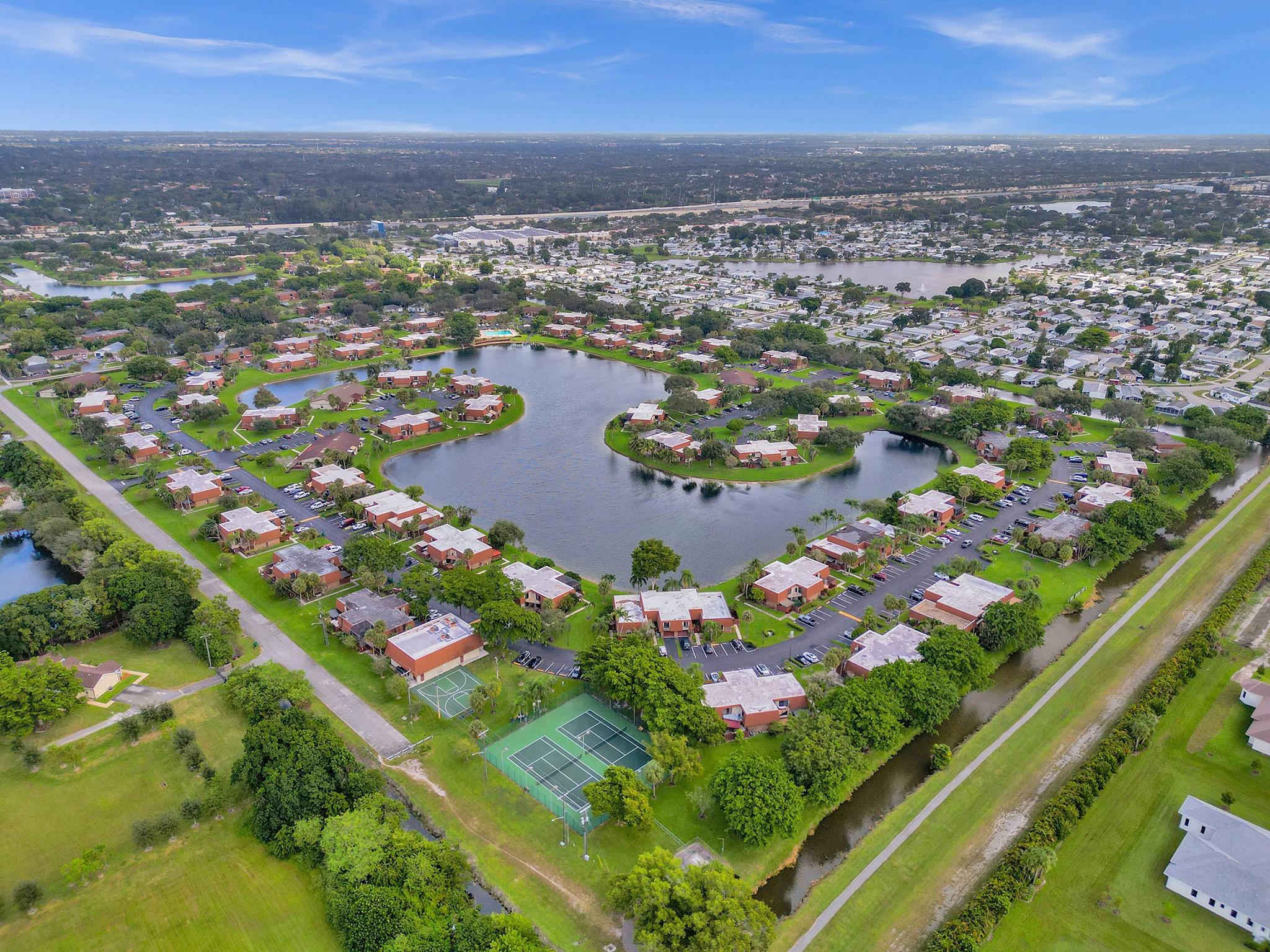 11887 SW 13th Ct 11887