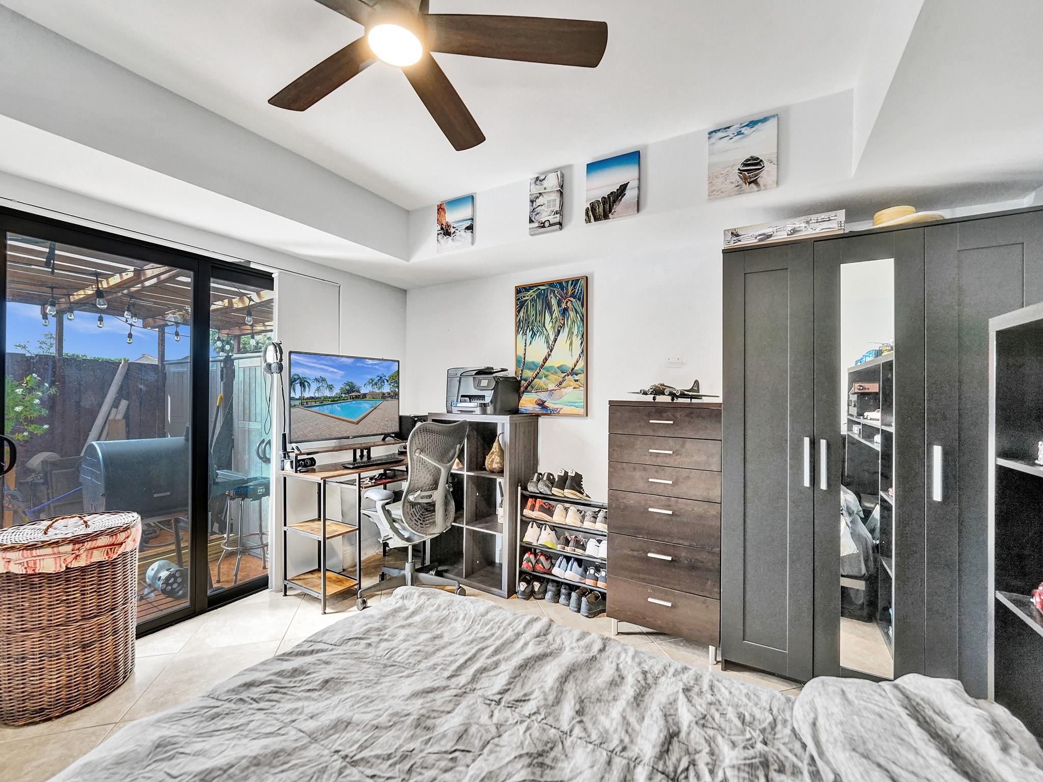 11887 SW 13th Ct 11887