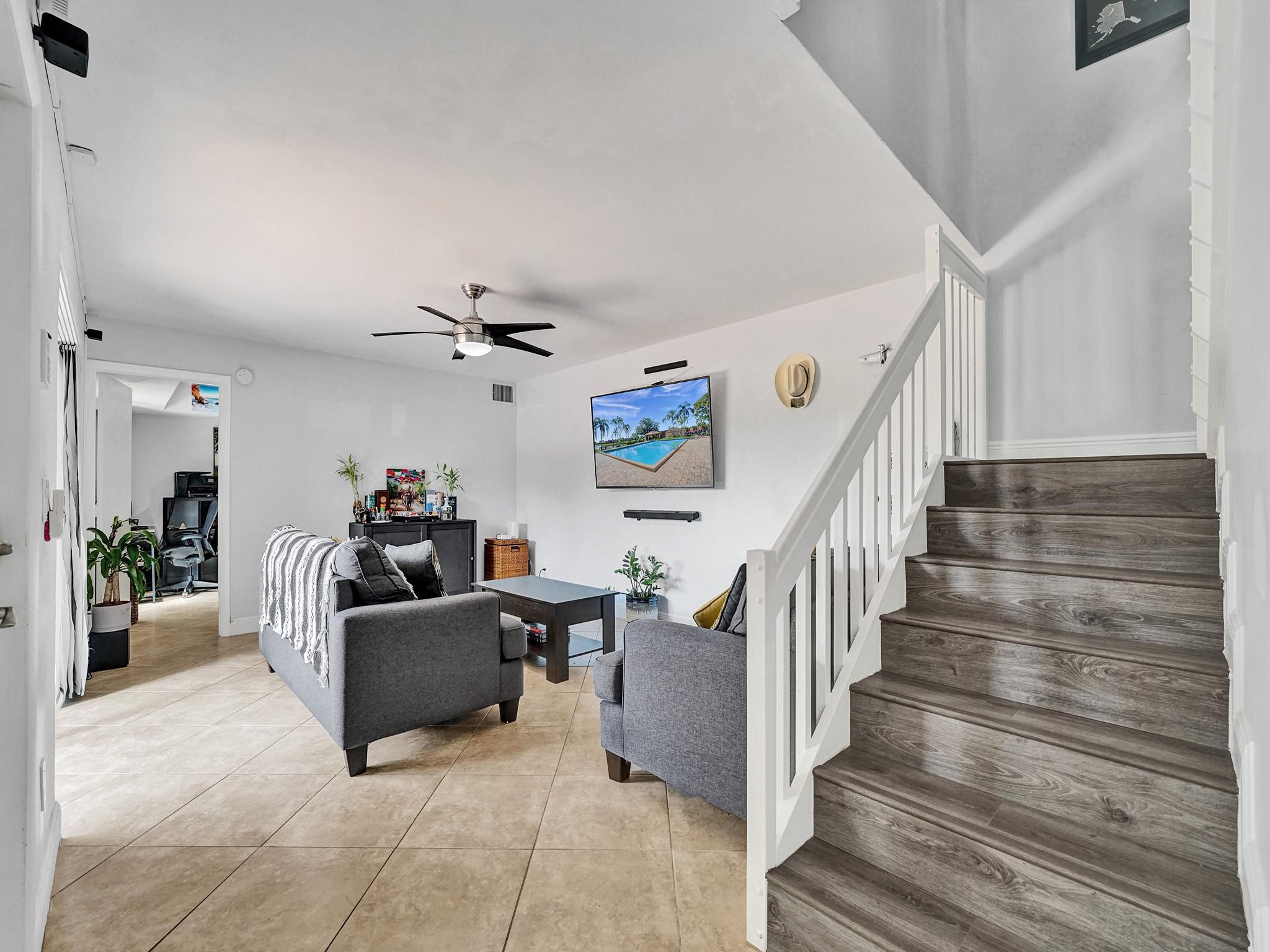 11887 SW 13th Ct 11887