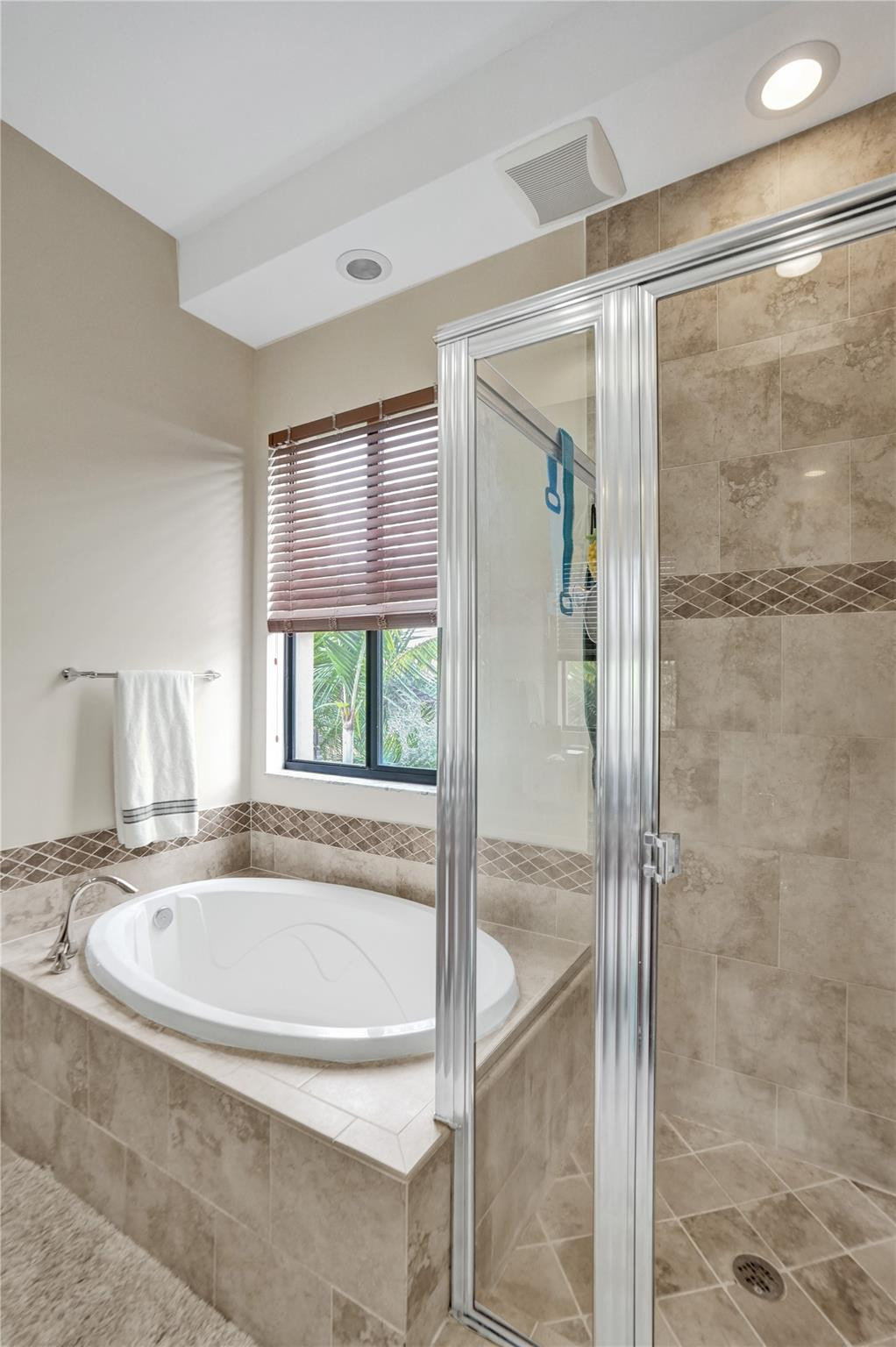 3055 NW 126th Ave 302